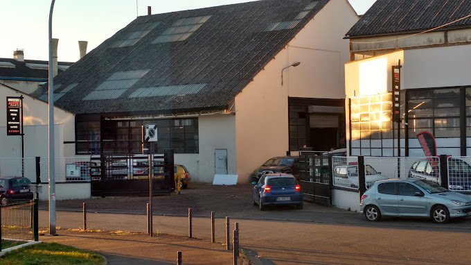 Aperçu des activités de la casse automobile DEM'S AUTO CHARTRES située à LUCE (28110)